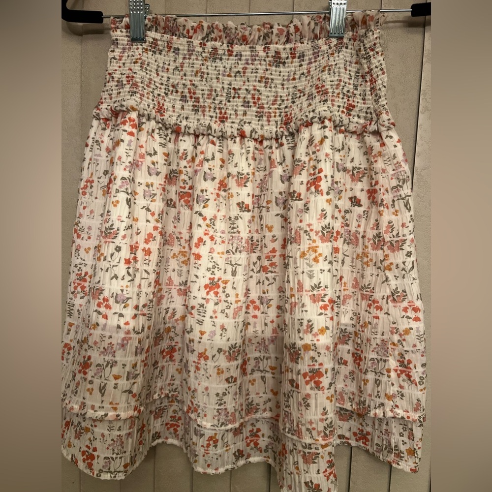 Women’s Floral Print Cream Color Lightweight Skirt Size Large By Dex